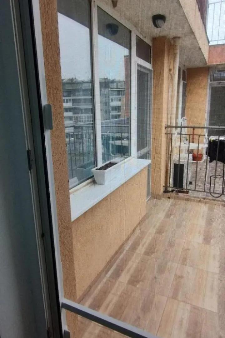 Apartment Bela Burgas City